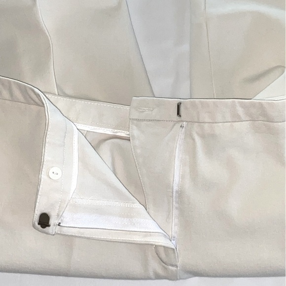 NWT — Chicos Optic White Stretch Straight Leg Side Zip Pants Size  1 (Medium) - Picture 5 of 9